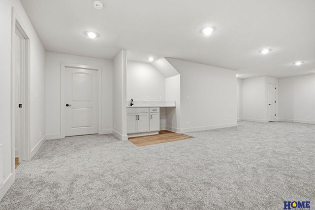 605 N 108th Street, Lincoln, NE 68527