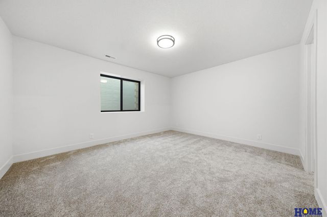 605 N 108th Street, Lincoln, NE 68527
