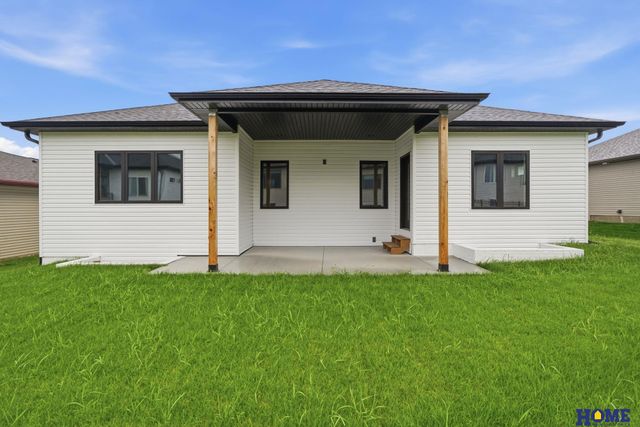 605 N 108th Street, Lincoln, NE 68527