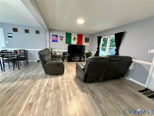 4010 Kippax Dr, Hopewell, VA 23860