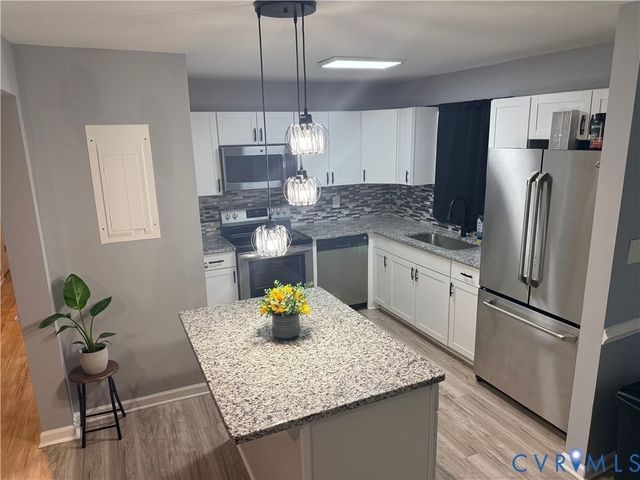 4010 Kippax Dr, Hopewell, VA 23860