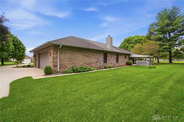 1897 Thornwood Court, Troy, OH 45373