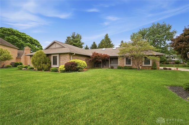 1897 Thornwood Court, Troy, OH 45373