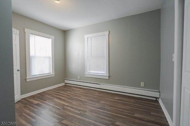 722 E 6th St, Plainfield City, NJ 07062
