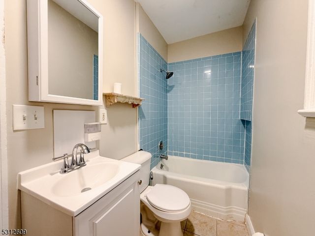 722 E 6th St, Plainfield City, NJ 07062