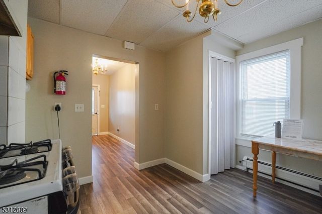 722 E 6th St, Plainfield City, NJ 07062