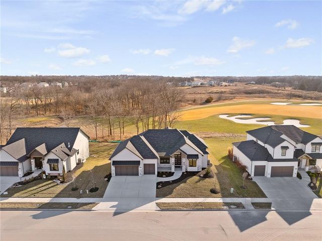 703 Hampstead Drive, Raymore, MO 64083