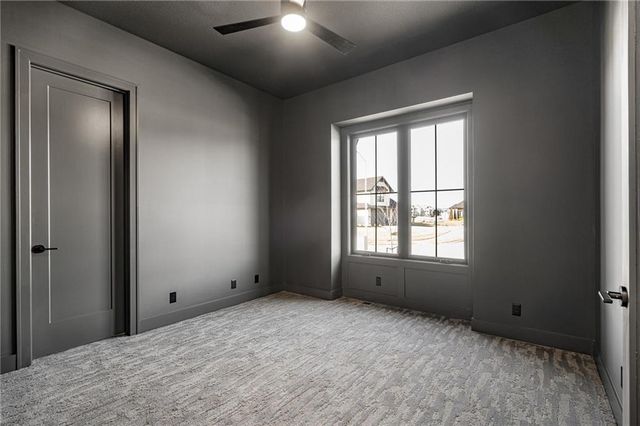 703 Hampstead Drive, Raymore, MO 64083