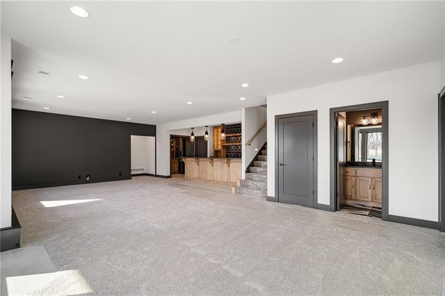 703 Hampstead Drive, Raymore, MO 64083