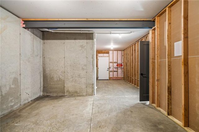 703 Hampstead Drive, Raymore, MO 64083