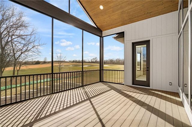703 Hampstead Drive, Raymore, MO 64083