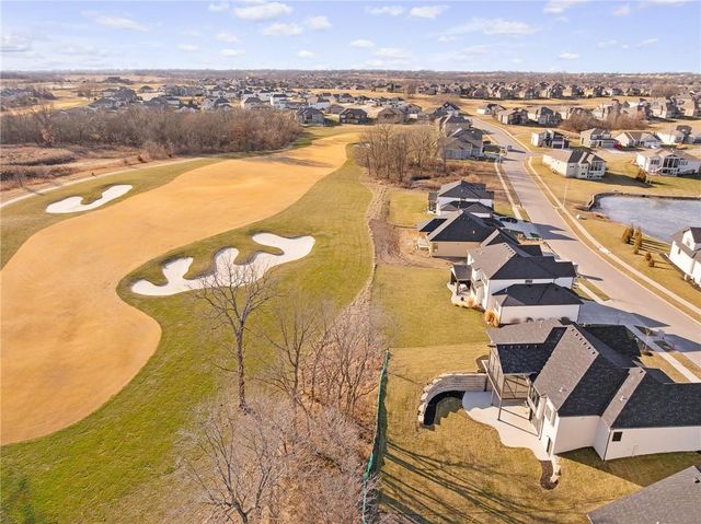 703 Hampstead Drive, Raymore, MO 64083