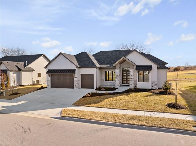 703 Hampstead Drive, Raymore, MO 64083