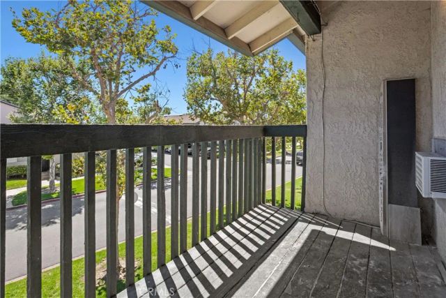 23232 N orange av 2, Lake Forest, CA 92630