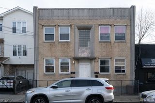 588 S 10Th St, Newark City, NJ 07103