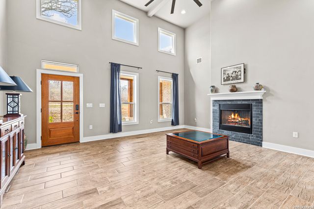 205 Patchwork corner, Poteet, TX 78065