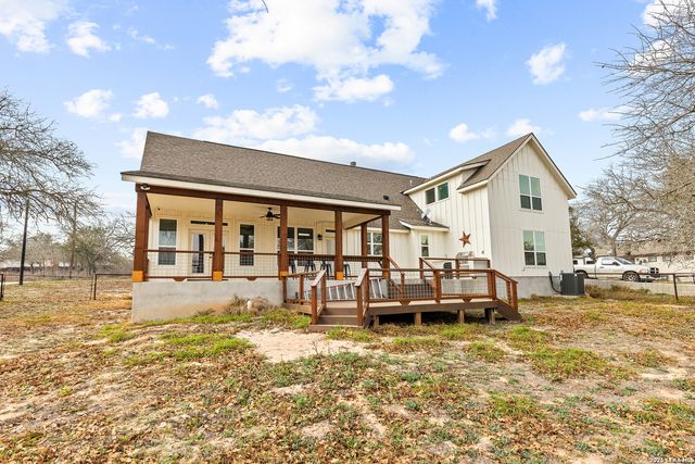 205 Patchwork corner, Poteet, TX 78065
