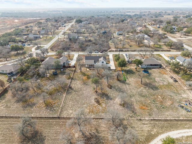 205 Patchwork corner, Poteet, TX 78065