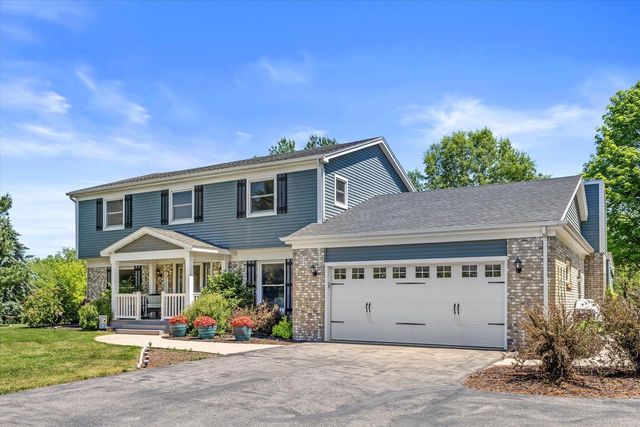 W5010 Hawk ROAD, Elkhorn, WI 53121