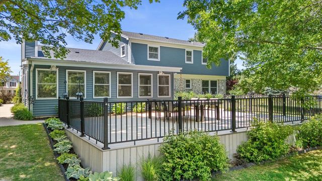 W5010 Hawk ROAD, Elkhorn, WI 53121