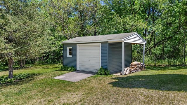 W5010 Hawk ROAD, Elkhorn, WI 53121