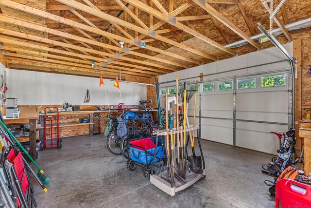 W5010 Hawk ROAD, Elkhorn, WI 53121