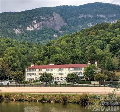 14 Spring Hollow Road, Lake Lure, NC 28746