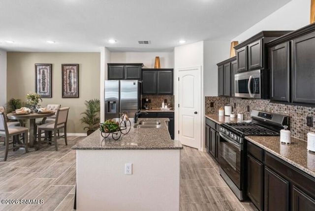 128 Monteine Trail, Sunland Park, NM 88008