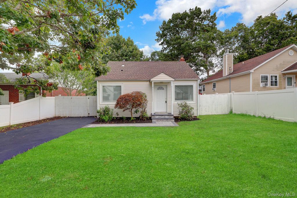 386 Tallwood Drive, Shirley, NY 11967