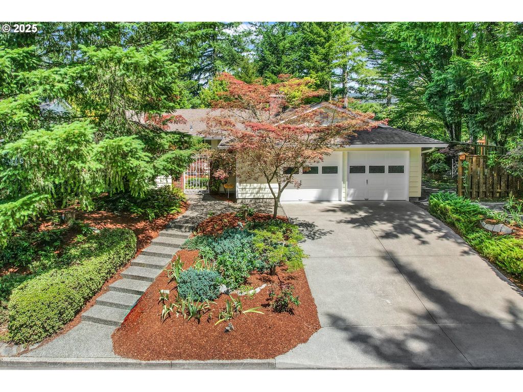 11995 Nw DUMAR Ln, Portland, OR 97229