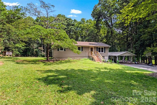152 Blue Ridge Road, State Road, NC 28676