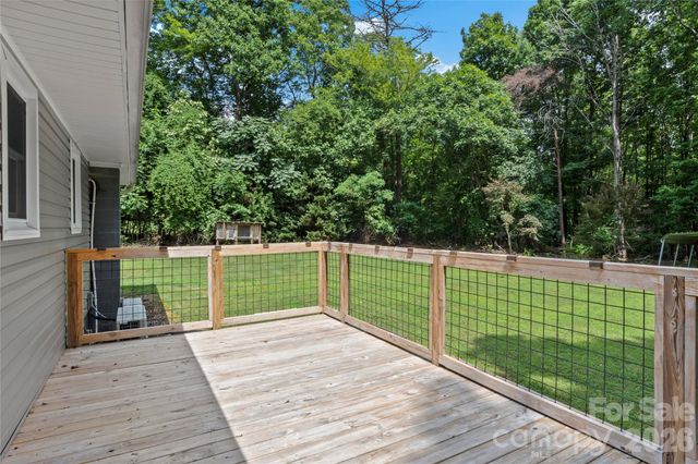 152 Blue Ridge Road, State Road, NC 28676
