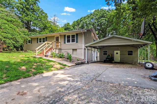 152 Blue Ridge Road, State Road, NC 28676