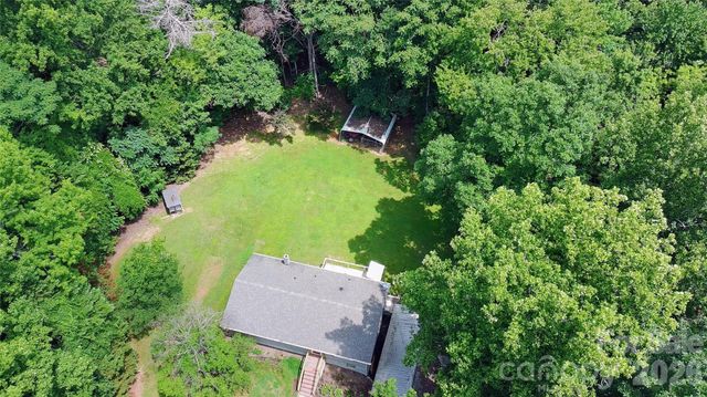 152 Blue Ridge Road, State Road, NC 28676
