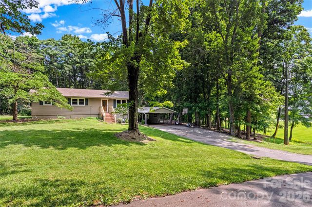 152 Blue Ridge Road, State Road, NC 28676