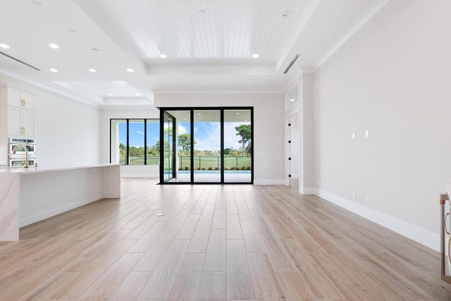 109 SE Via Verona, Port St. Lucie, Port St Lucie, FL 34984