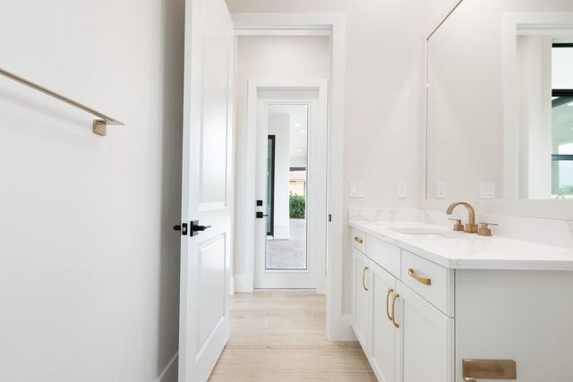 109 SE Via Verona, Port St. Lucie, Port St Lucie, FL 34984