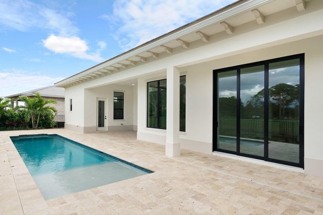 109 SE Via Verona, Port St. Lucie, Port St Lucie, FL 34984