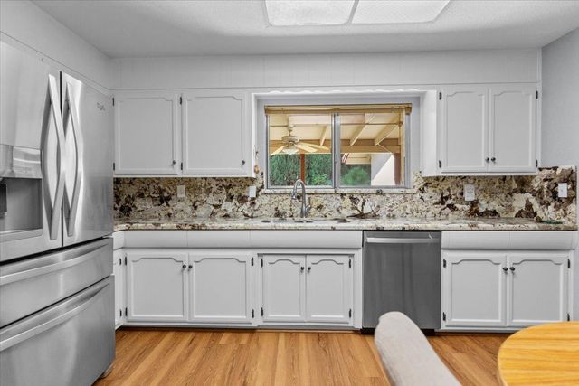 1432 Driftwood Way, Manteca, CA 95337