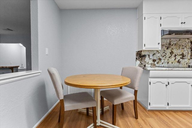 1432 Driftwood Way, Manteca, CA 95337