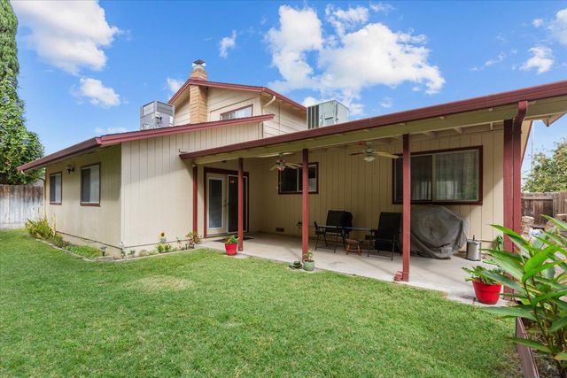 1432 Driftwood Way, Manteca, CA 95337