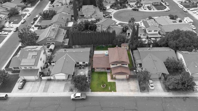 1432 Driftwood Way, Manteca, CA 95337