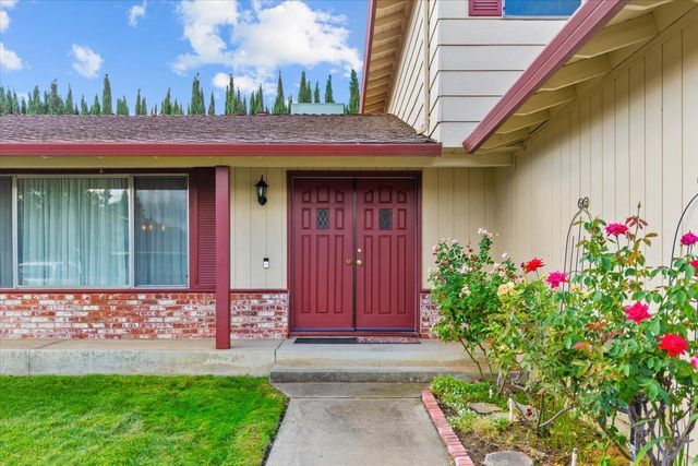 1432 Driftwood Way, Manteca, CA 95337