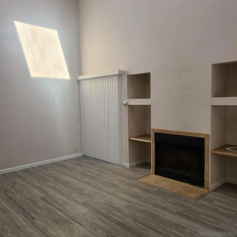 245-247 E GLAUCUS STREET 247A, Encinitas, CA 92024