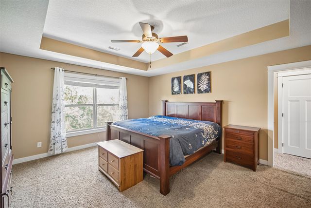 4512 NW 167th Street, Clive, IA 50325
