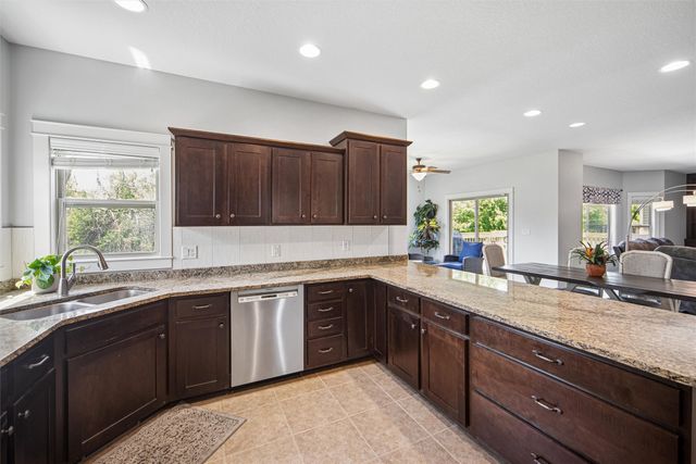 4512 NW 167th Street, Clive, IA 50325