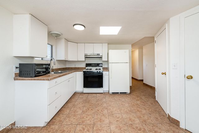 5409 W Lazy S Street, Tucson, AZ 85713