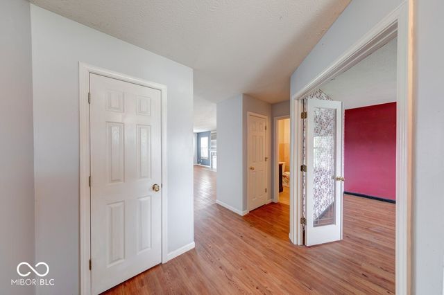 1125 Central Park Boulevard N, Greenwood, IN 46143