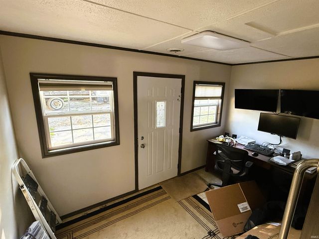 8100 Gardner Road, Chandler, IN 47610