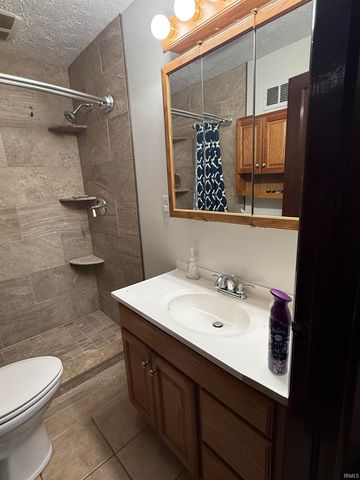 8100 Gardner Road, Chandler, IN 47610